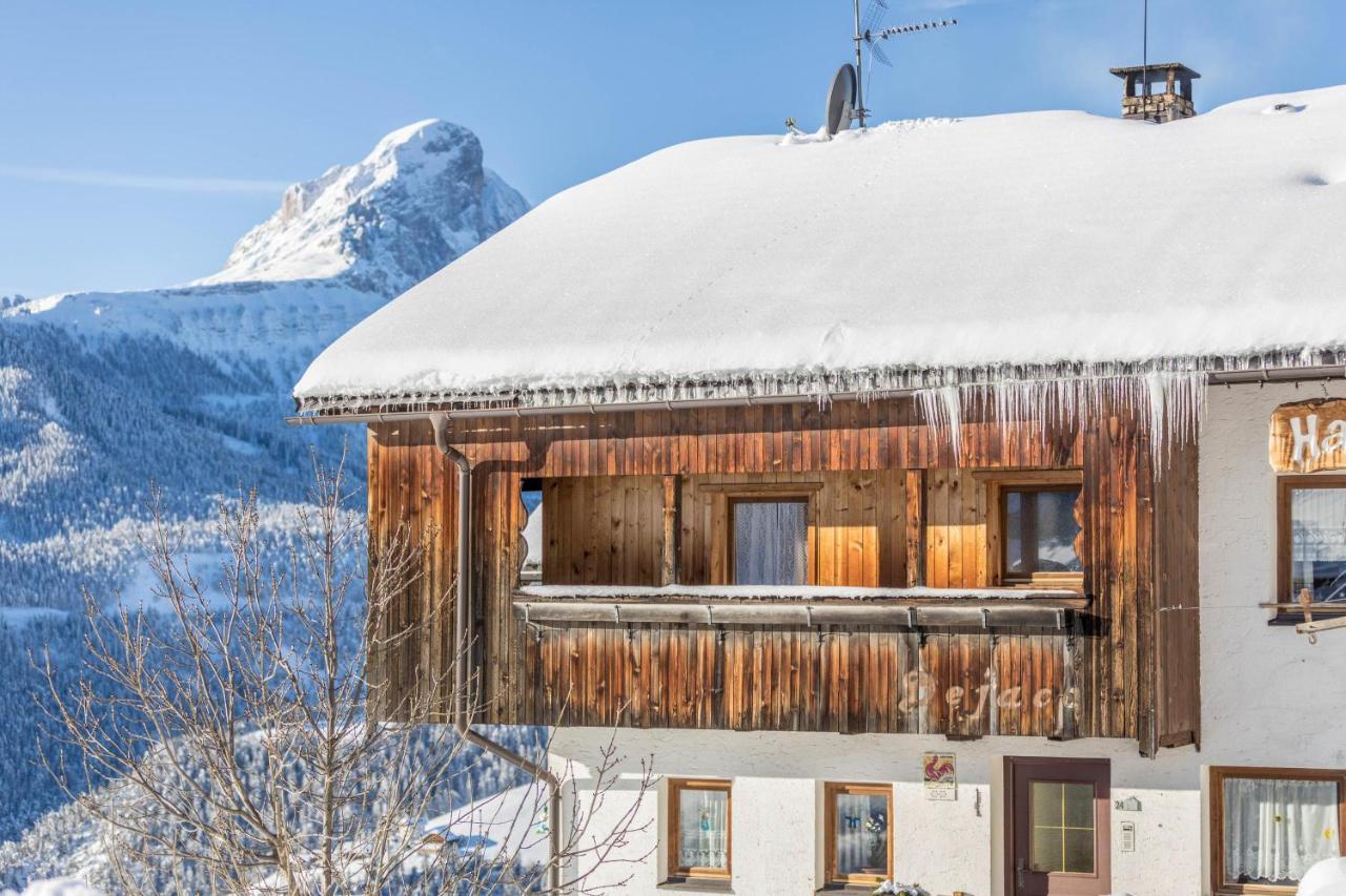 Appartamento Primo Piano San Martino in Badia Bagian luar foto
